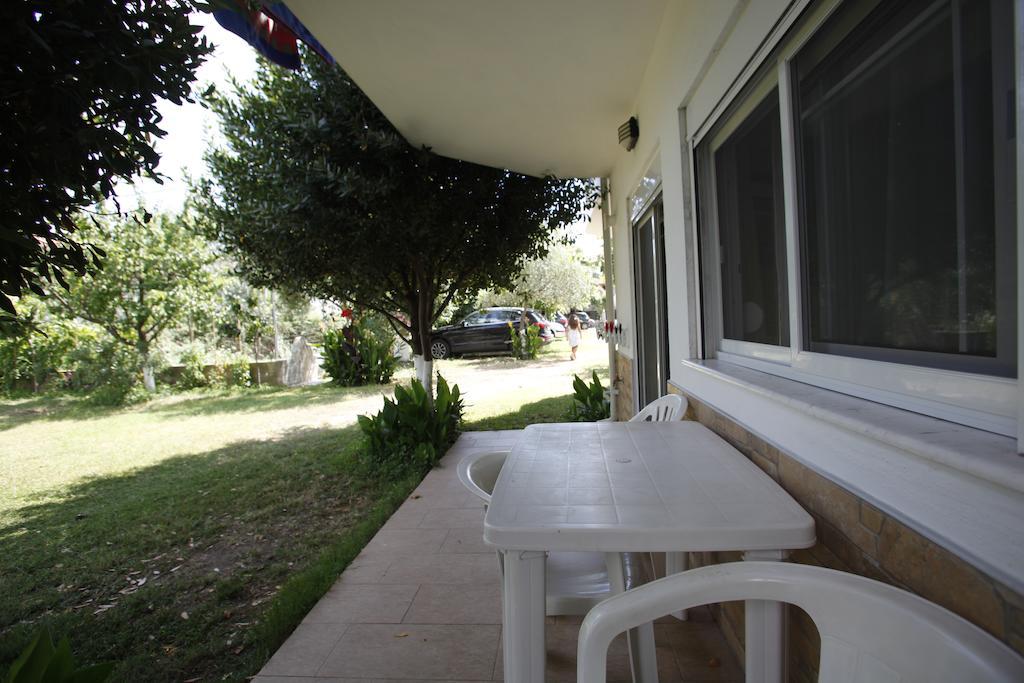 Badis Haus Toroni