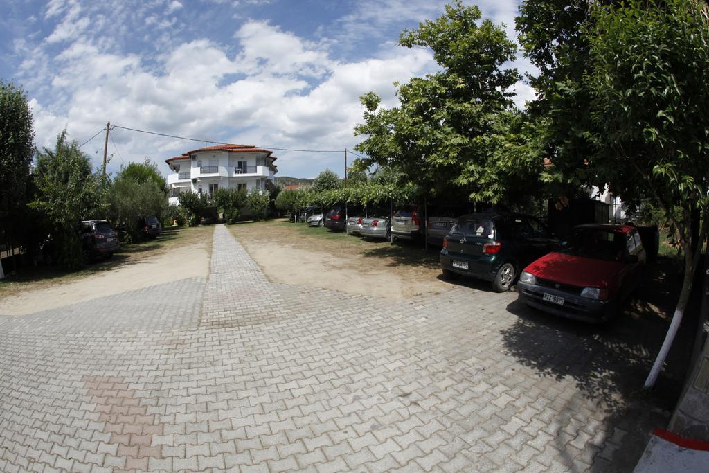 Apartment Badis Haus Toroni